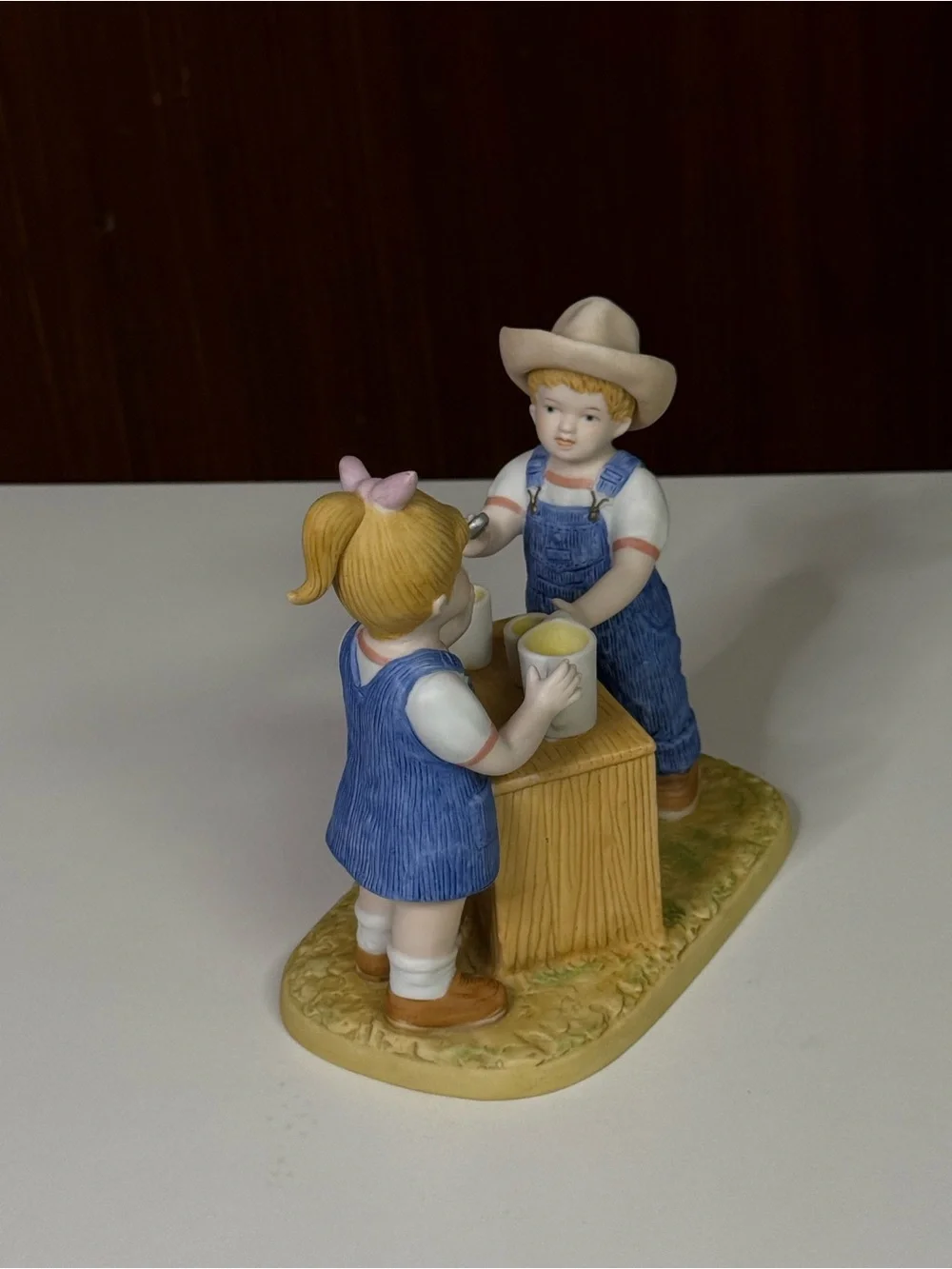 Vintage Porcelain Country style fresh Lemonade Figurine